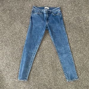 Abercrombie & Fitch The Super Skinny Ankle